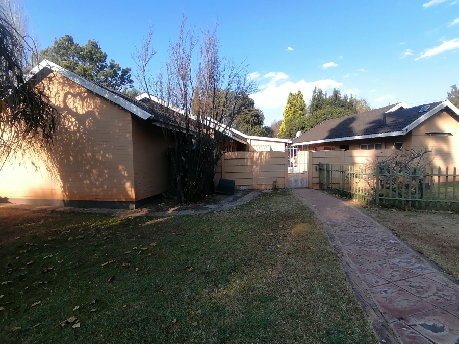 3 Bedroom Property for Sale in Stilfontein Ext 4 North West